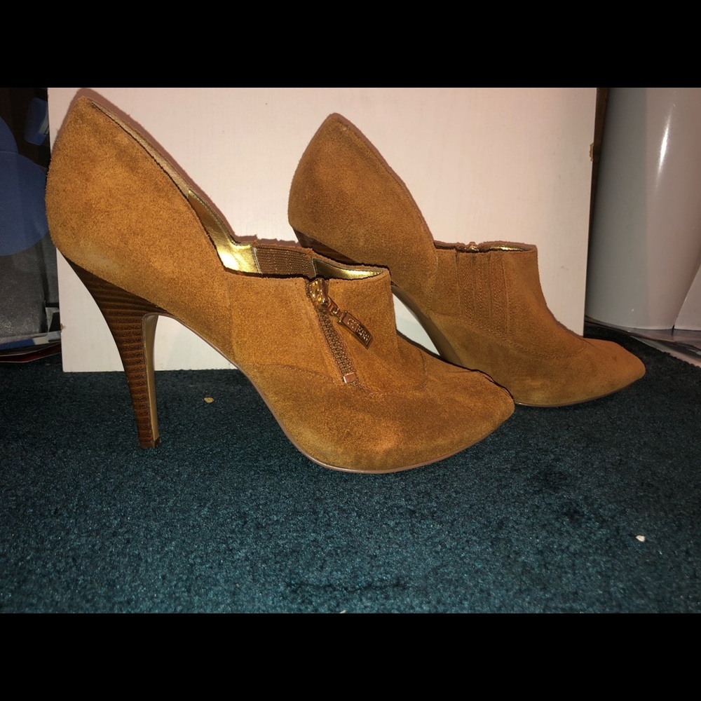 MARCIANO brown leather heel